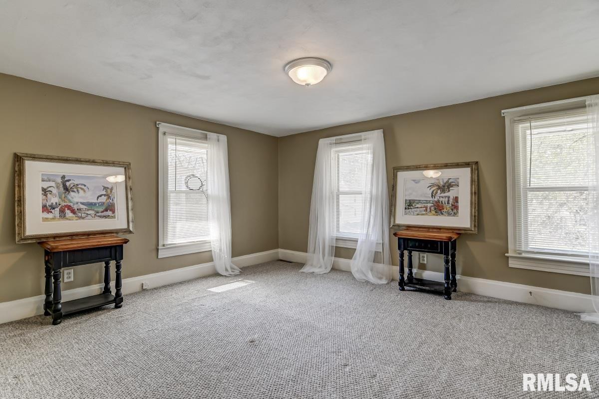 2440 South 9th Street Springfield, IL 62703 - Photo 23 of 31