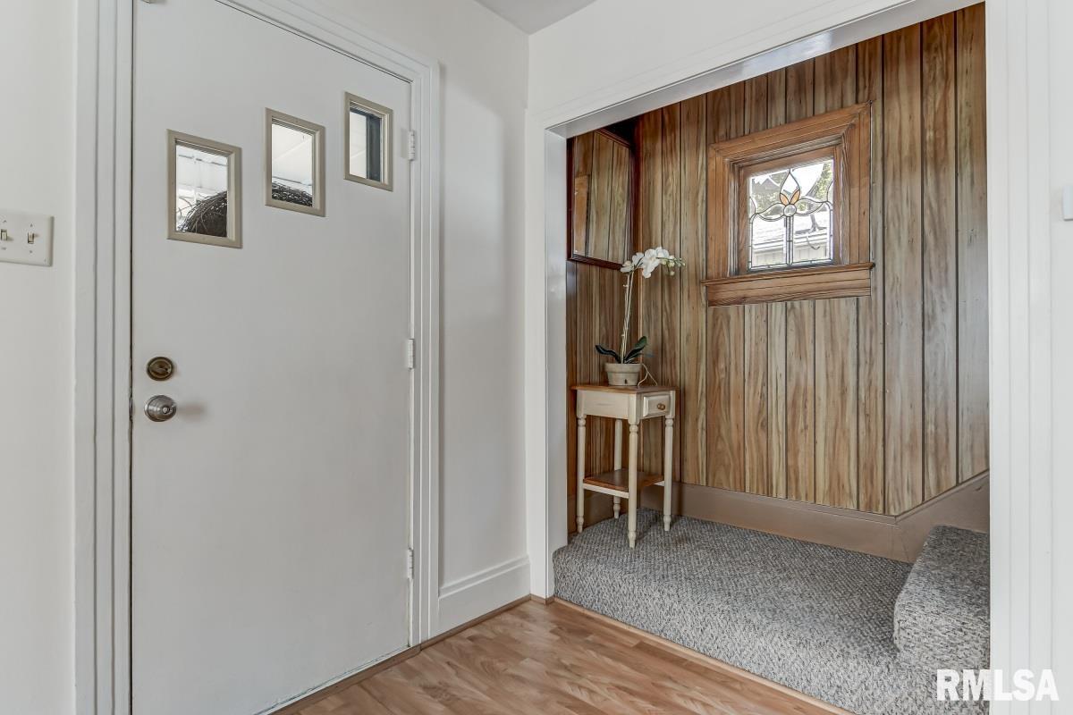 2440 South 9th Street Springfield, IL 62703 - Photo 7 of 31