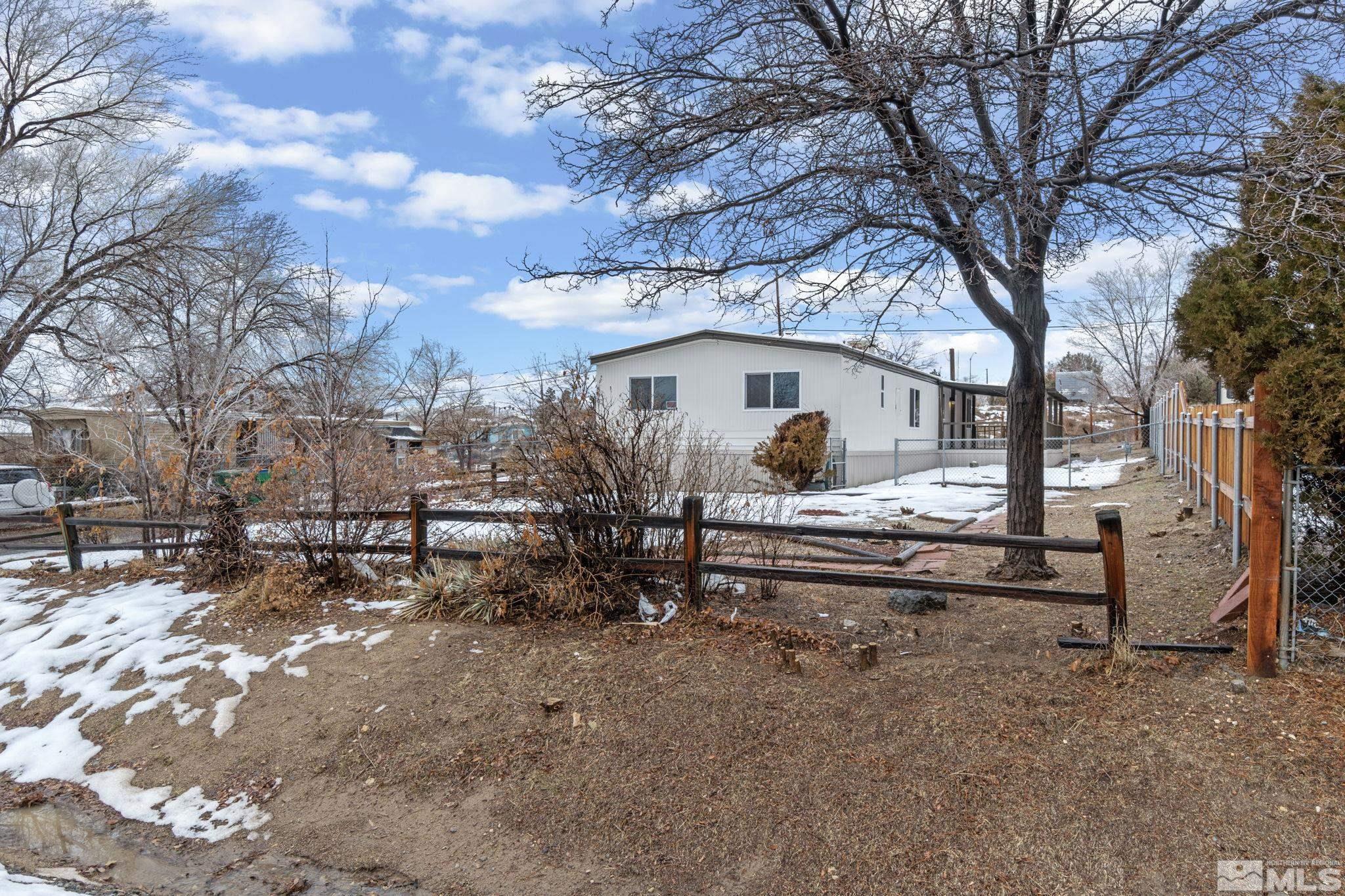 5861 Applegate Drive Sun Valley, NV 89433 - Photo 32 of 36 Photo 32