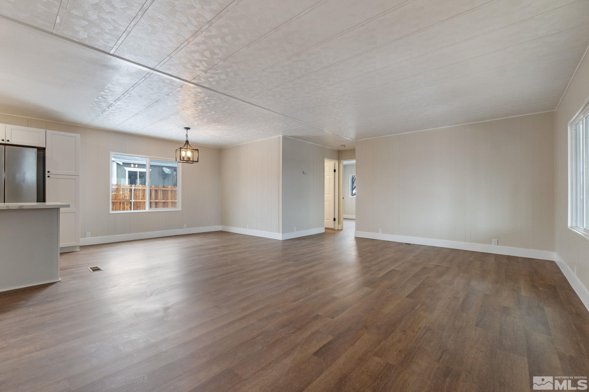 5861 Applegate Drive Sun Valley, NV 89433 - Photo 34 of 36 Photo 34