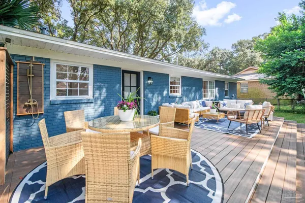$640,000 | 444 York Street, Gulf Breeze, FL 32561