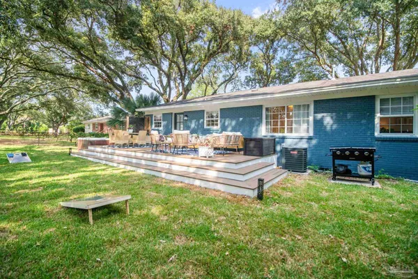 $640,000 | 444 York Street, Gulf Breeze, FL 32561
