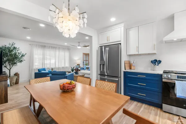 $640,000 | 444 York Street, Gulf Breeze, FL 32561
