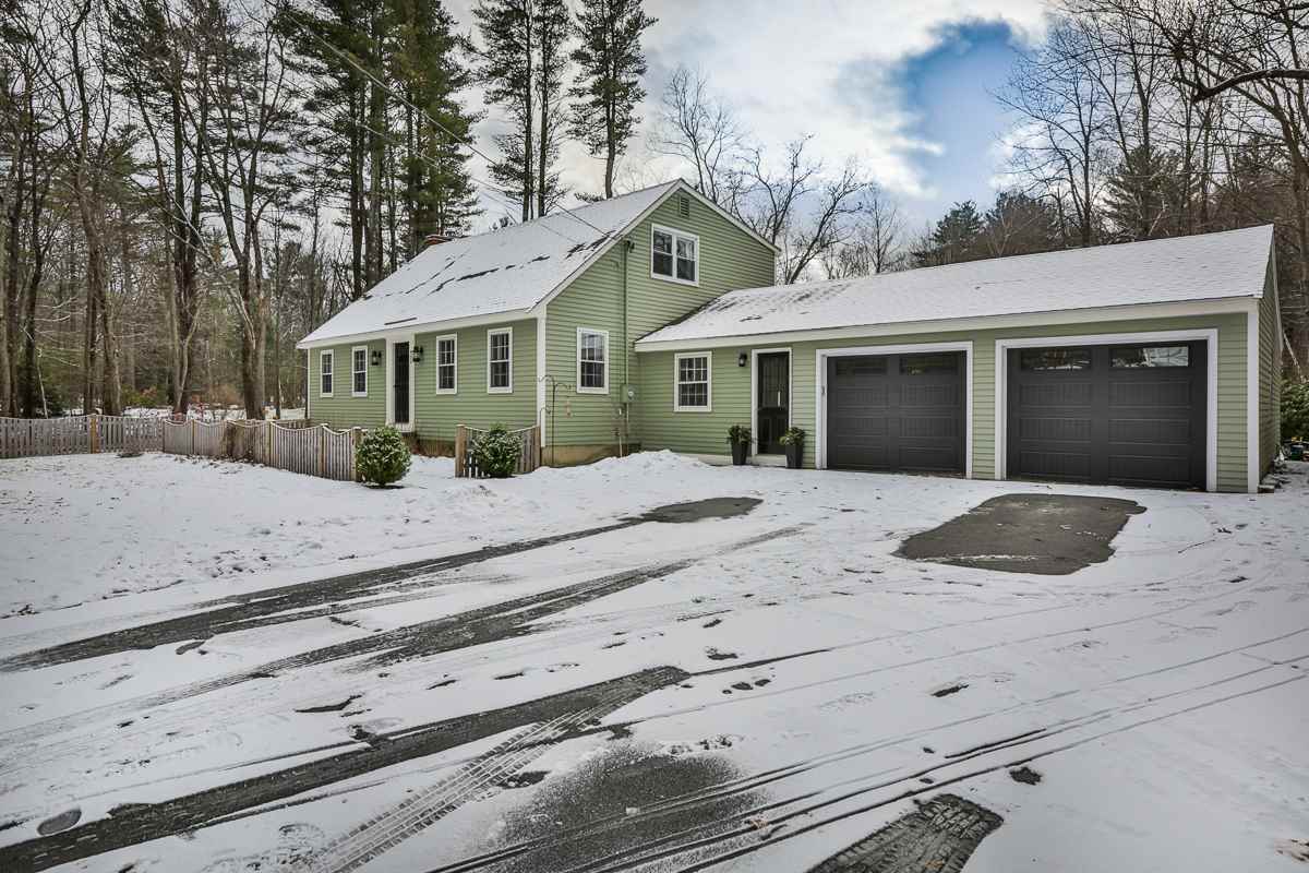 455 East Road Hampstead, NH 03841 - Photo 1 of 2