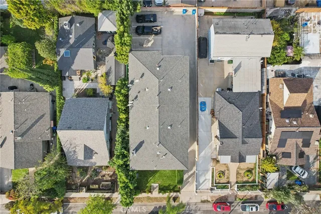 $5,495 | 4427 Camero Avenue, Los Angeles, CA 90027