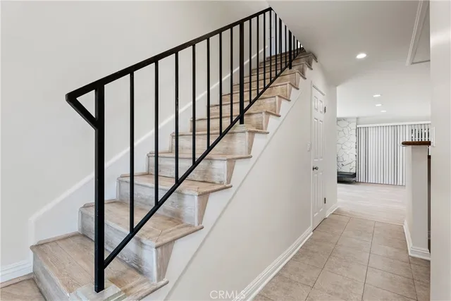 $5,495 | 4427 Camero Avenue, Los Angeles, CA 90027