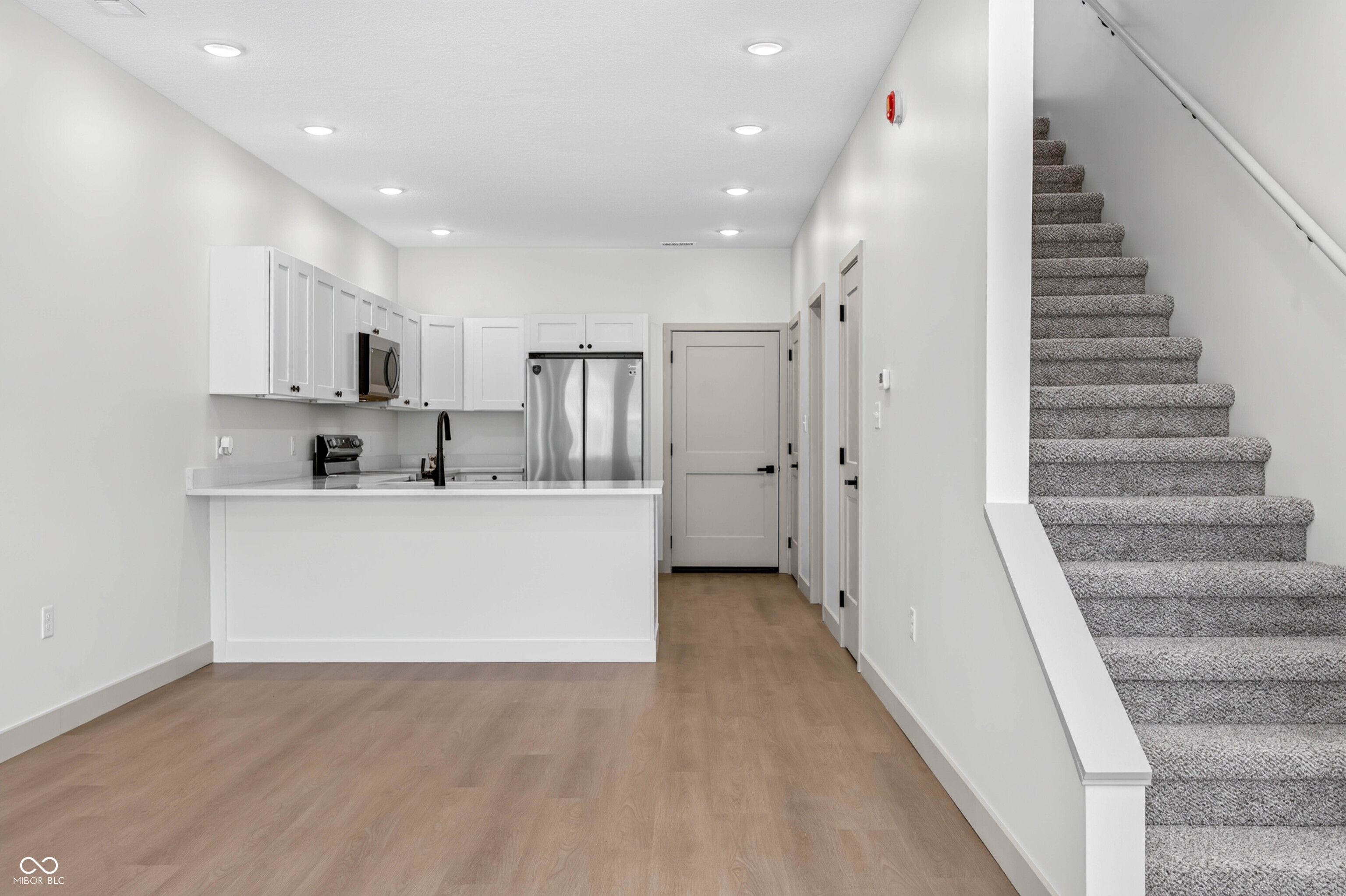41 South Beatty Street Columbus, IN 47201 - Photo 15 of 69