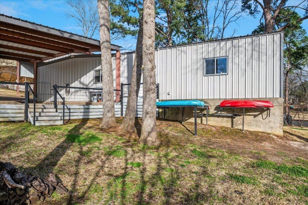 154 Bayside Circle Malakoff, TX 75148 - Photo 39 of 40 a view of an outdoor space with seating area