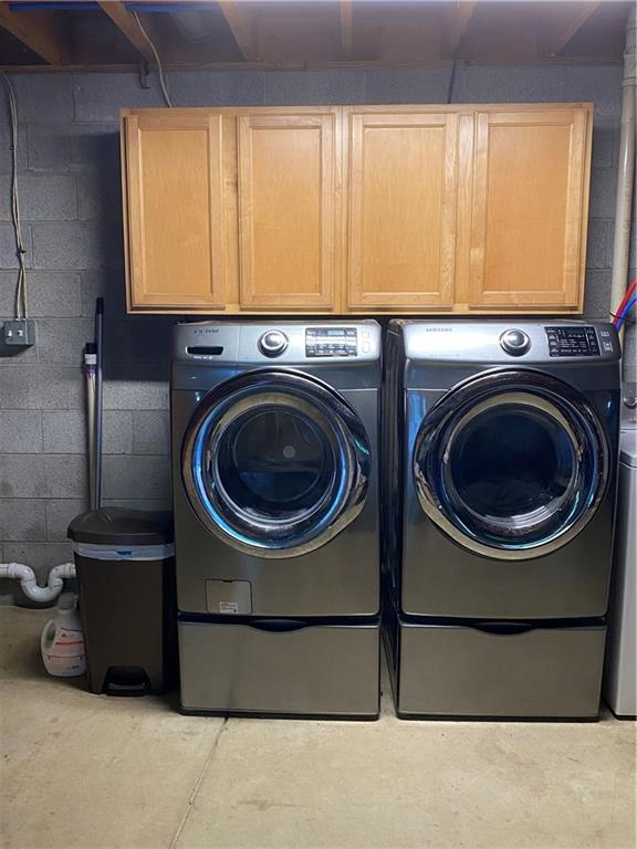 219 Clarke Road Claysville, PA 15323 - Photo 17 of 23 a utility room with dryer and washer