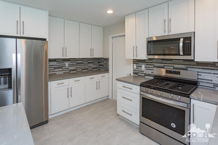37010 Palmdale Road Rancho Mirage, CA 92270 - Photo 12 of 31 Additional Photo