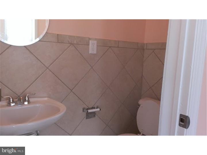 102 Church Road Elkins Park, PA 19012 - Photo 21 of 24 Bathroom