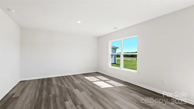 $404,990 | 155 Creekwalk Lane, Waynesville, NC 28785