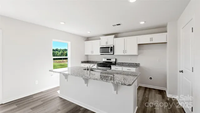 $404,990 | 155 Creekwalk Lane, Waynesville, NC 28785