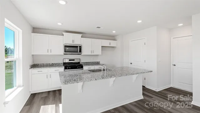 $404,990 | 155 Creekwalk Lane, Waynesville, NC 28785