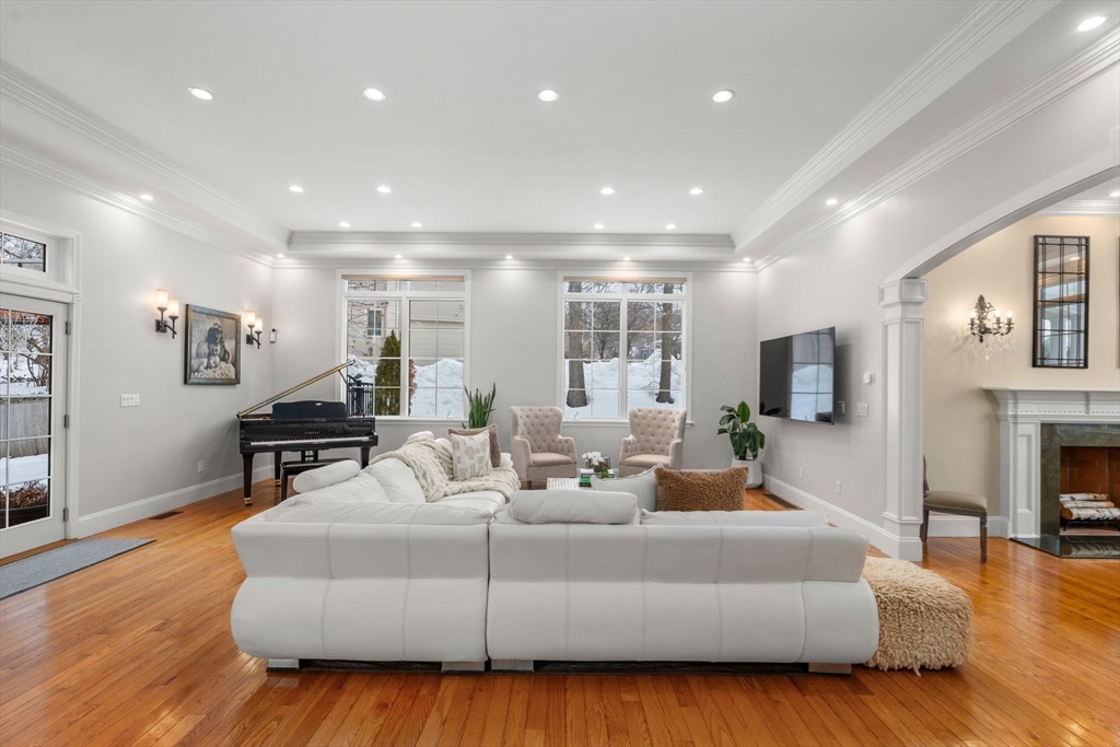 29 Clifton Road Newton, MA 02459 - Photo 6 of 22 Gallery Image 6