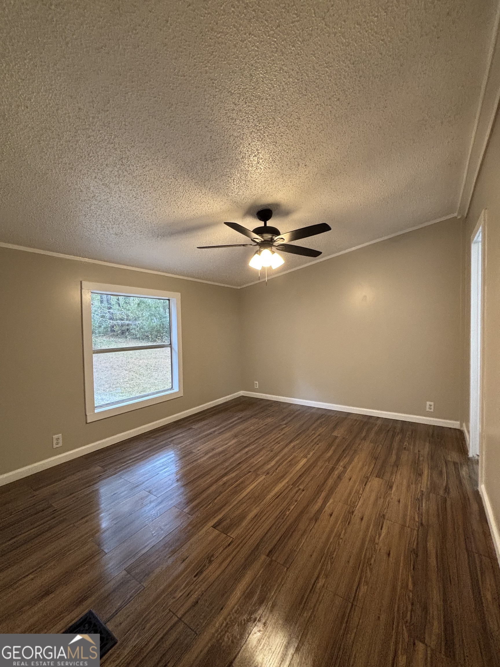 409 Paiute Road Locust Grove, GA 30248 - Photo 13 of 22