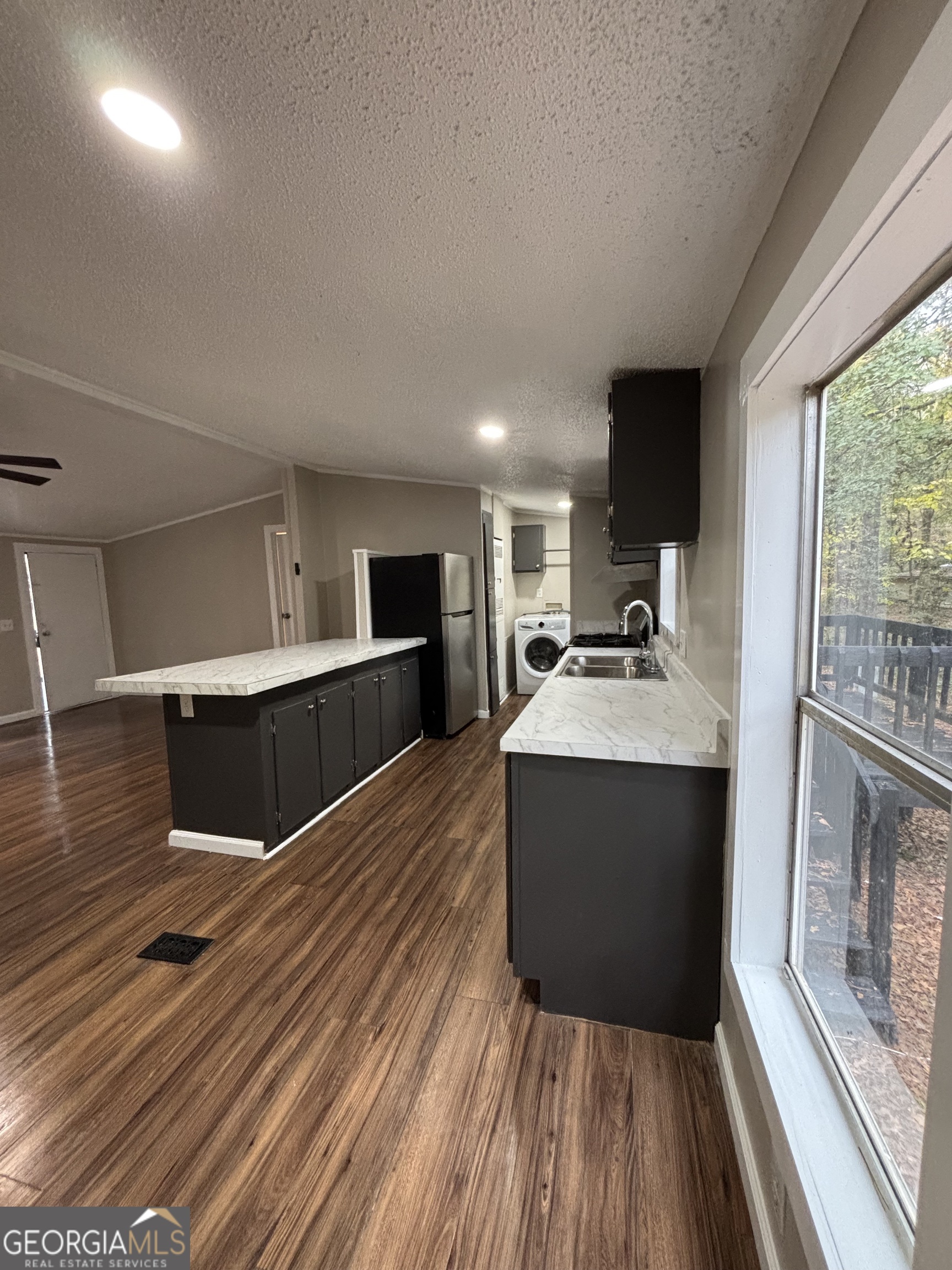 409 Paiute Road Locust Grove, GA 30248 - Photo 8 of 22