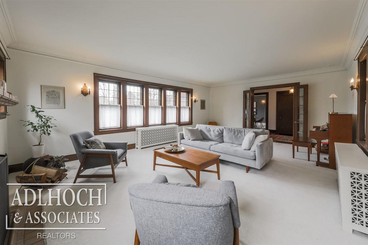 842 Pemberton Road Grosse Pointe, MI 48230 - Photo 14 of 63 31377910-13.JPG