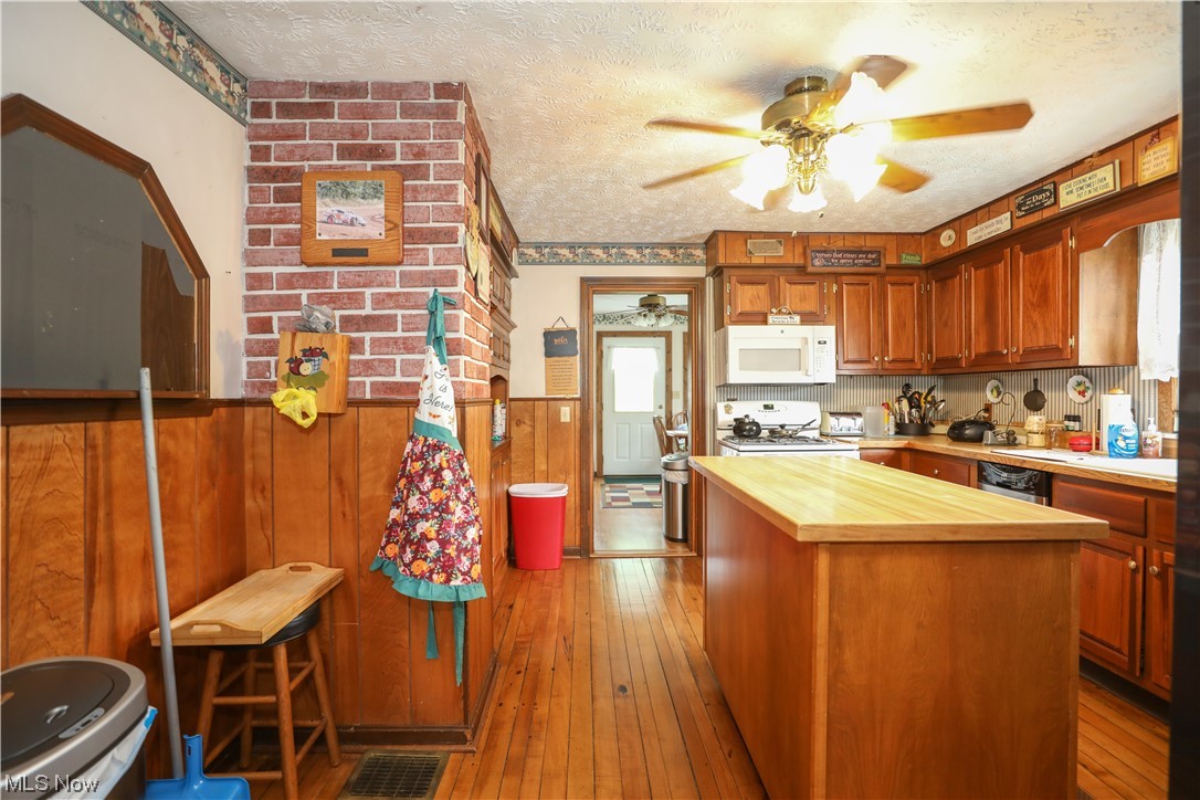 9001 Tallmadge Road Diamond, OH 44412 - Photo 23 of 32 Gallery Image 23