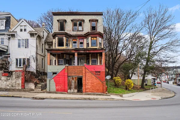 $54,900 | 805-807 North 6th Street, Shamokin, PA 17872