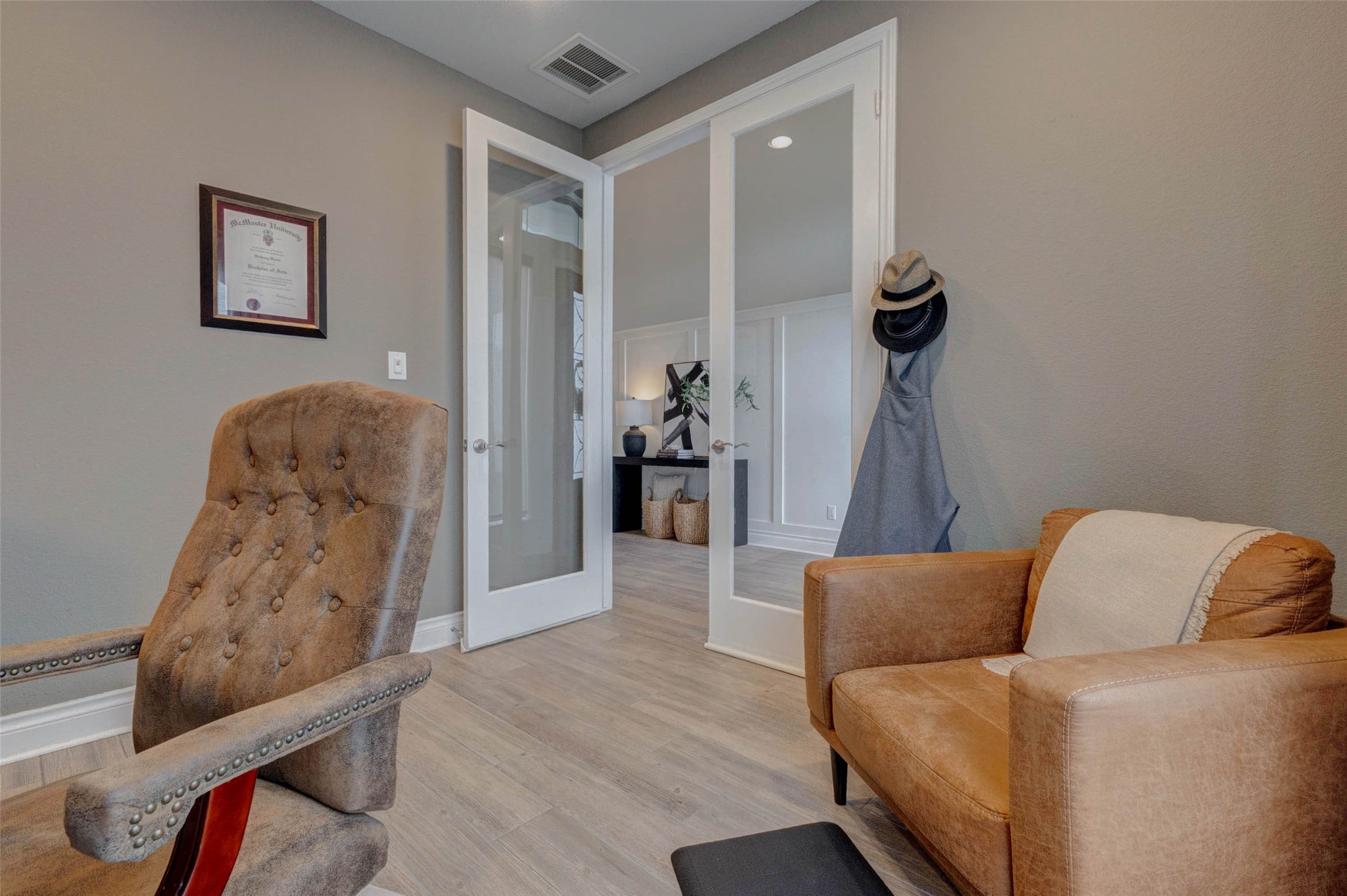 4303 Tupelo Leaf Court Manvel, TX 77578 - Photo 9 of 50 a living room with furniture and a wooden floor
