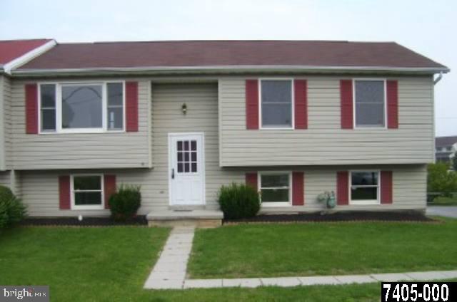 147 Filbert Street Hanover, PA 17331 - Photo 1 of 8 Gallery Image 1