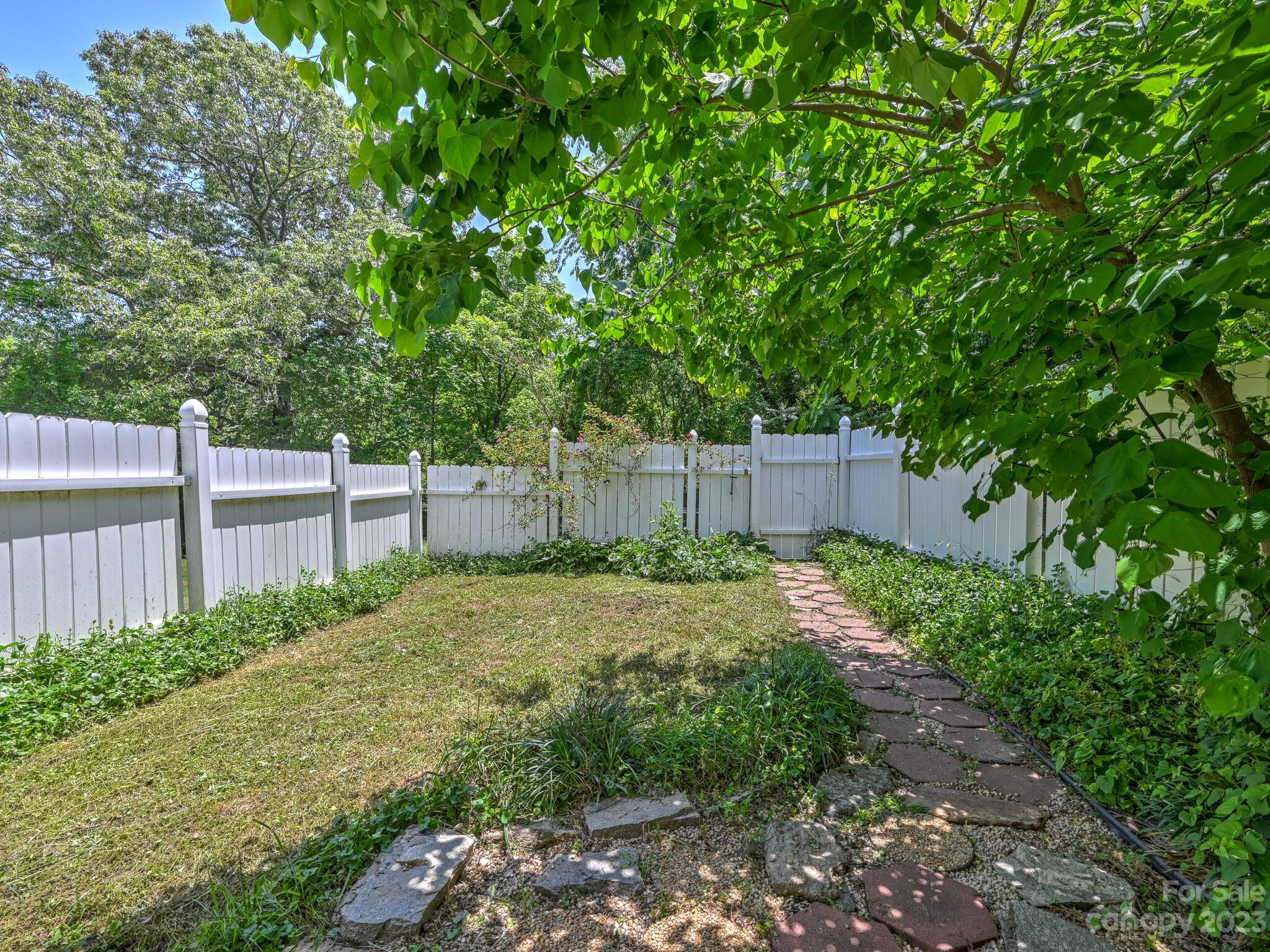 138 Flynn Branch Road Fletcher, NC 28732 - Photo 23 of 29 Gallery Image 23