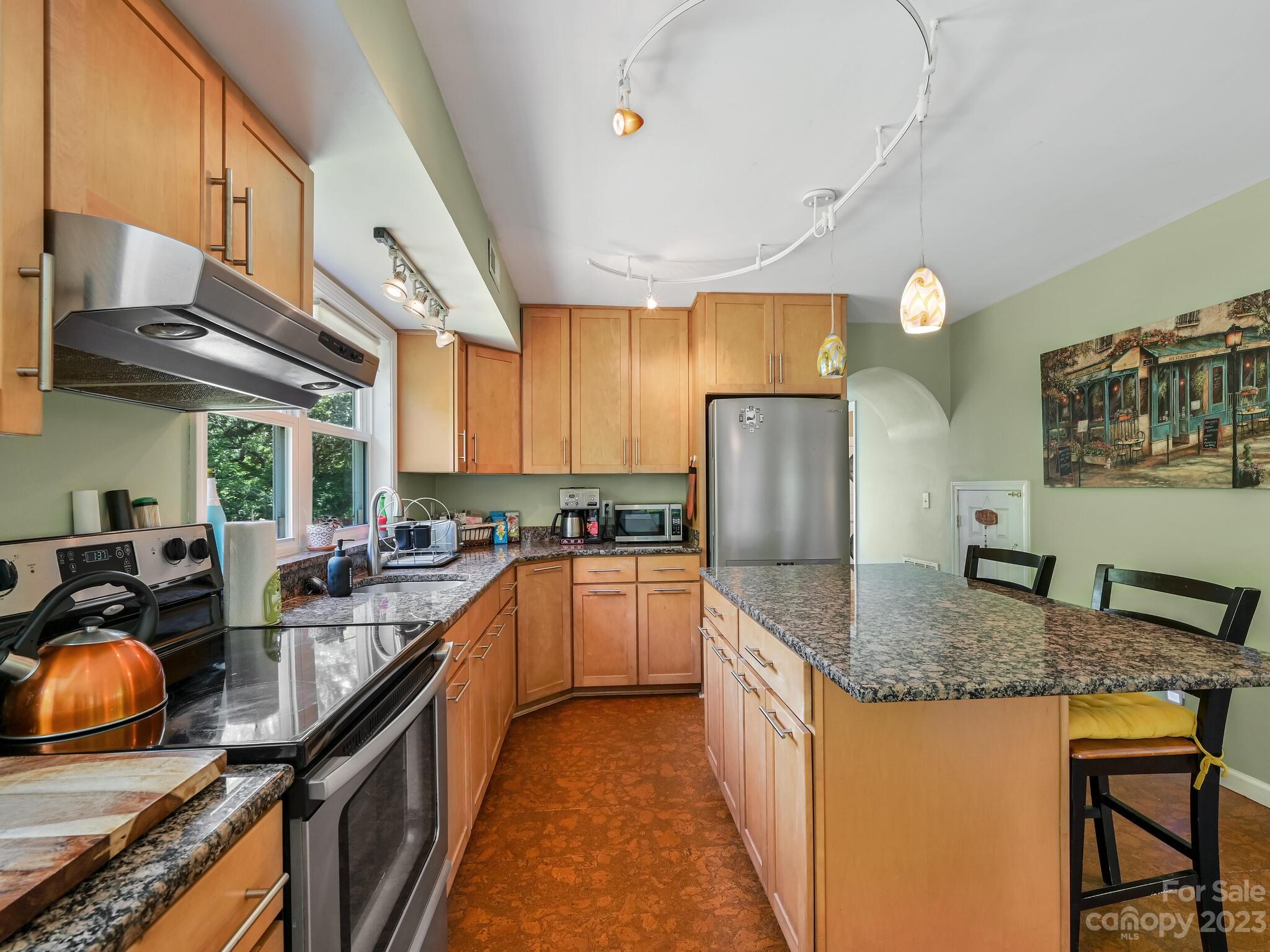 138 Flynn Branch Road Fletcher, NC 28732 - Photo 8 of 29 Gallery Image 8