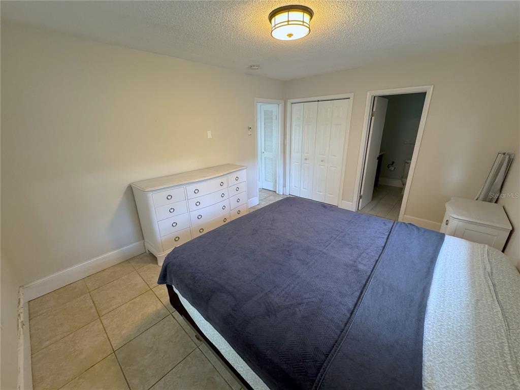 1196 Angle Road Dunedin, FL 34698 - Photo 8 of 9