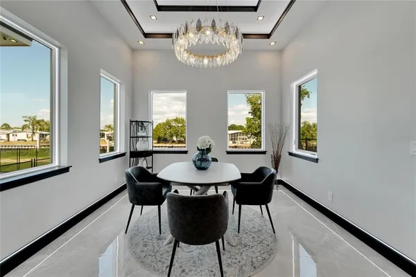 $1,069,000 | 6542 Simone Shores Circle, Apollo Beach, FL 33572