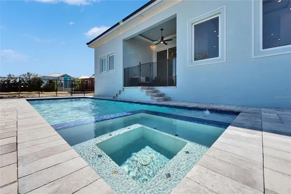$1,069,000 | 6542 Simone Shores Circle, Apollo Beach, FL 33572