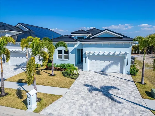 $1,069,000 | 6542 Simone Shores Circle, Apollo Beach, FL 33572