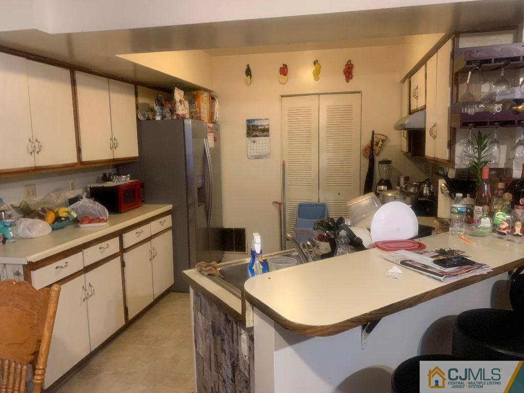159 Remsen Avenue, Unit 9 New Brunswick, NJ 08901 - Photo 3 of 5 Gallery Image 3