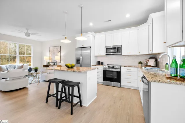 $309,900 | 910 Alexander Road, Greer, SC 29650