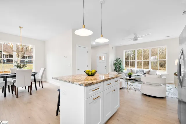 $309,900 | 910 Alexander Road, Greer, SC 29650