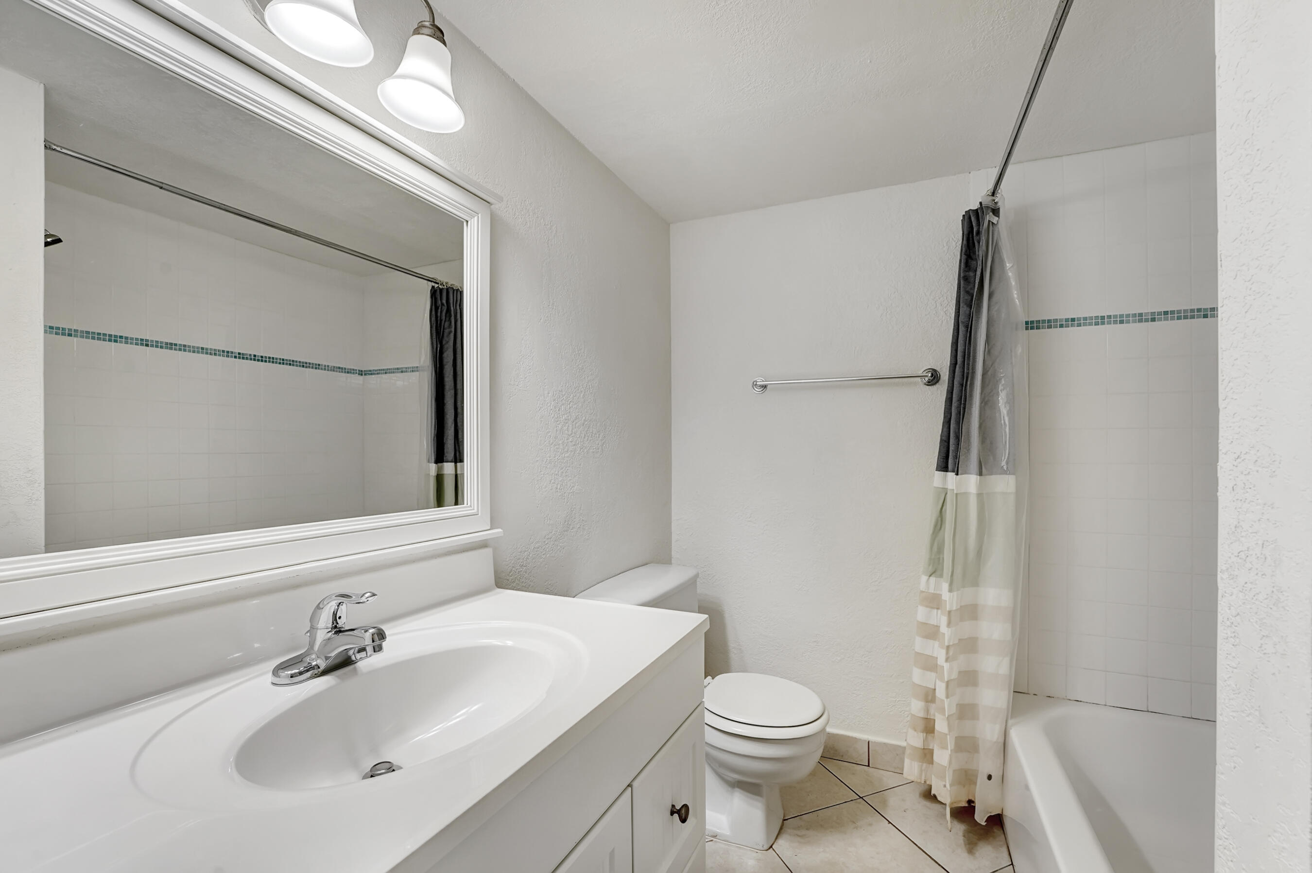 9440 Southwest 8th Street, Unit 319 Boca Raton, FL 33428 - Photo 17 of 29 DSC09681