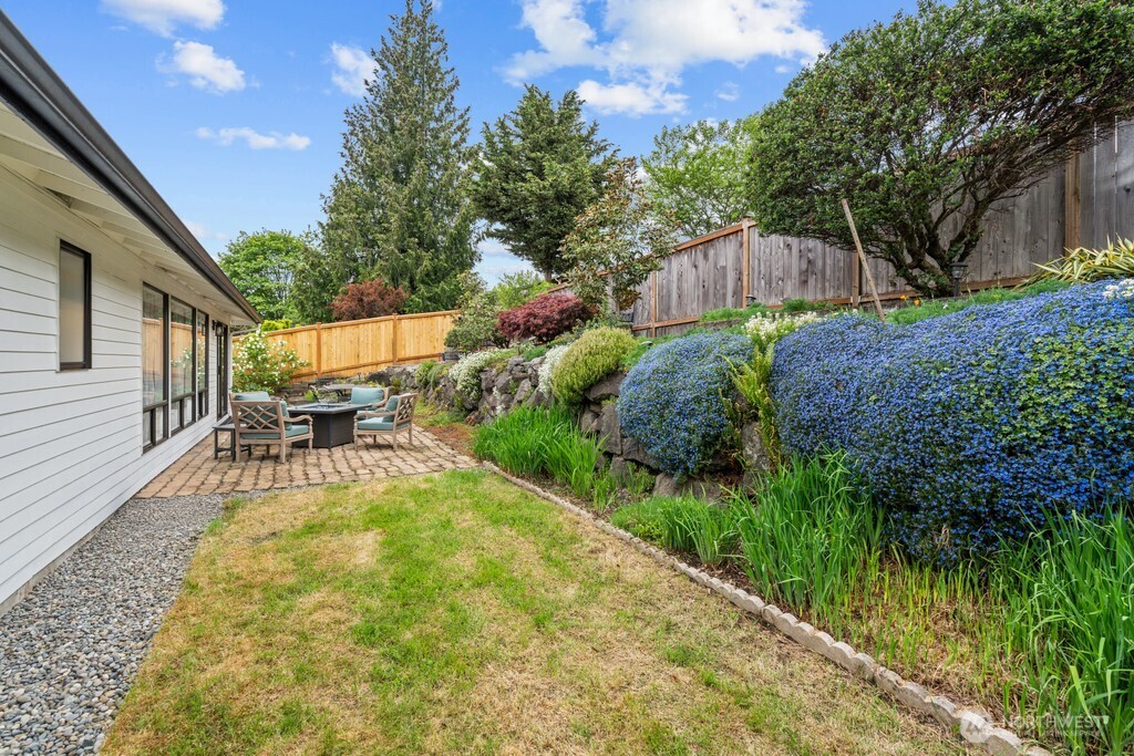 17420 158th Avenue Southeast Renton, WA 98058 - Photo 27 of 37