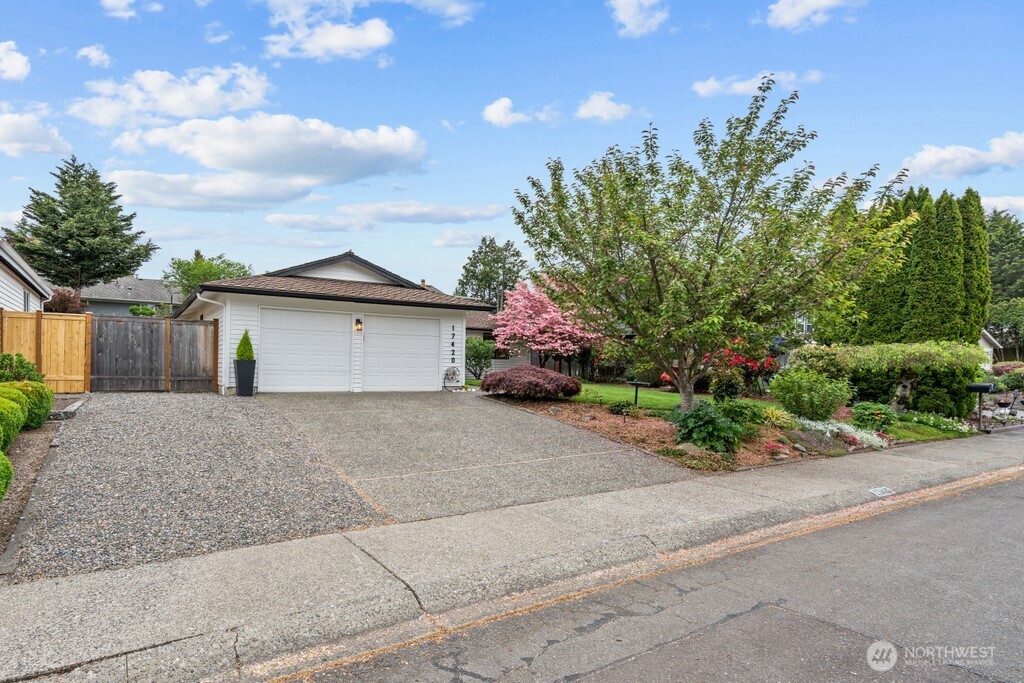 17420 158th Avenue Southeast Renton, WA 98058 - Photo 33 of 37