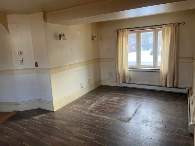 $215,000 | 11 Cannard Street, Gardiner, ME 04359