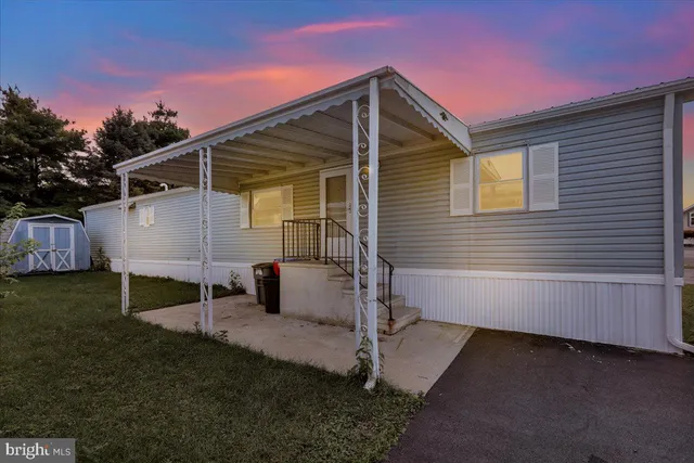 $89,900 | 1002 Heath Avenue, Reading, PA 19605