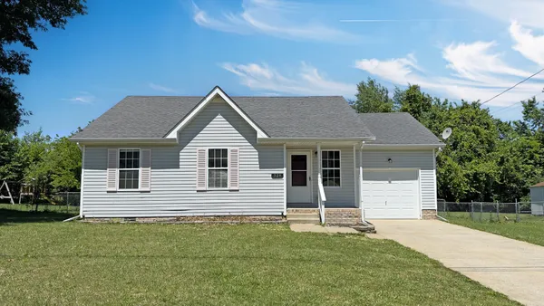 $1,480 | 529 Indian Avenue, Oak Grove, KY 42262