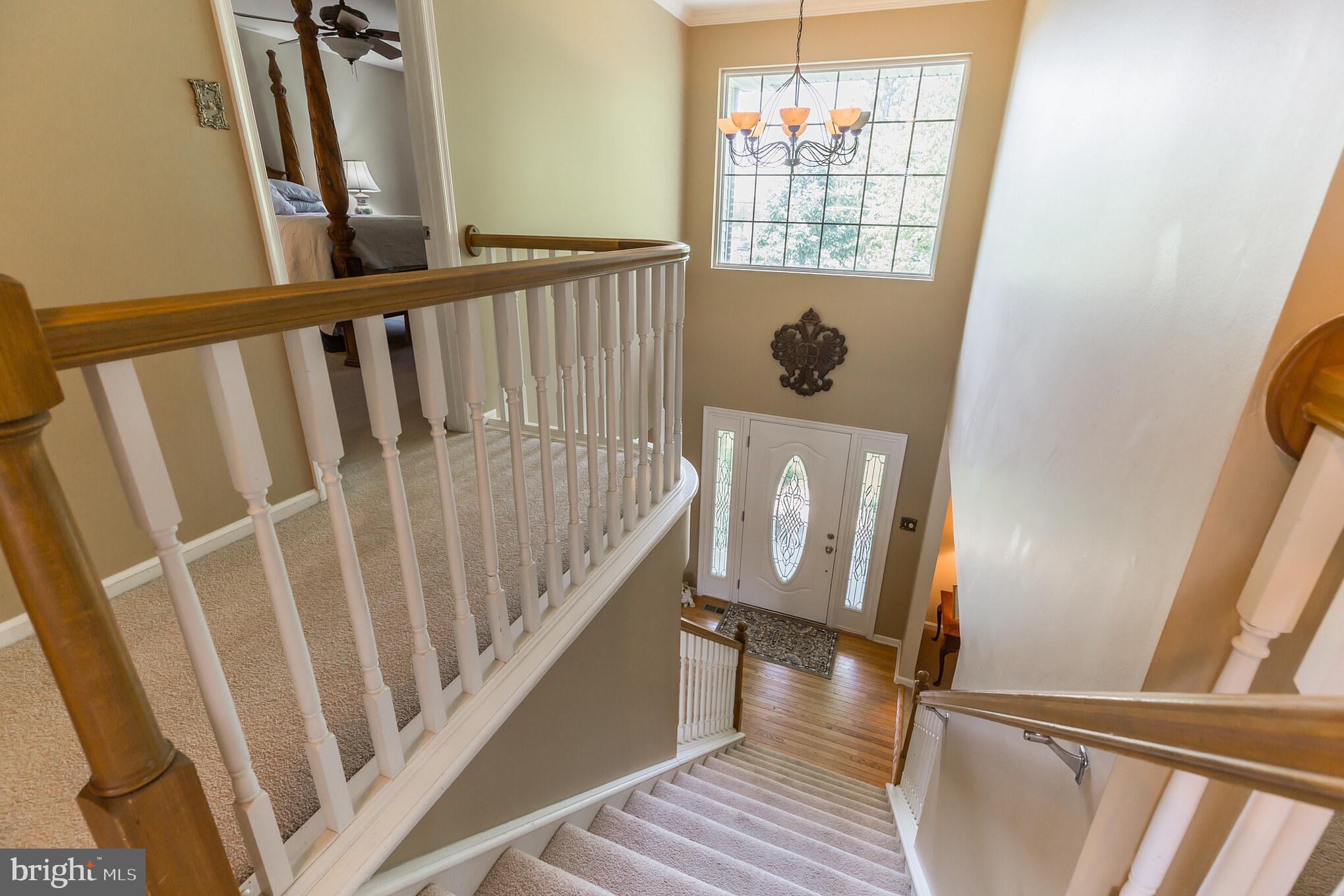 18 Forklanding Road Cinnaminson, NJ 08077 - Photo 3 of 37 Grand foyer