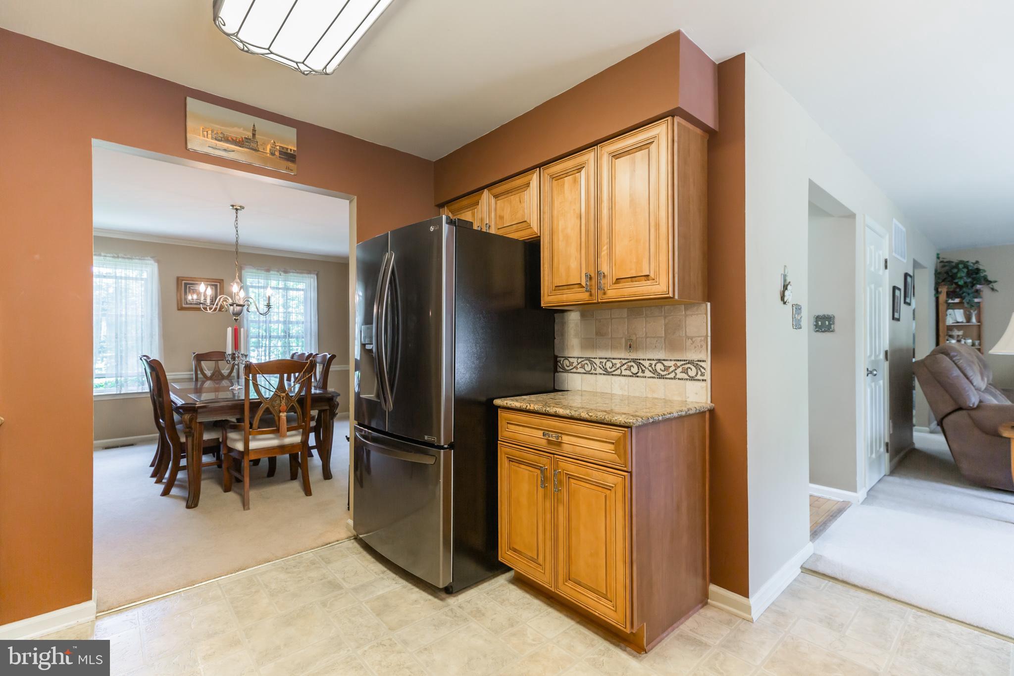 18 Forklanding Road Cinnaminson, NJ 08077 - Photo 8 of 37 Kitchen
