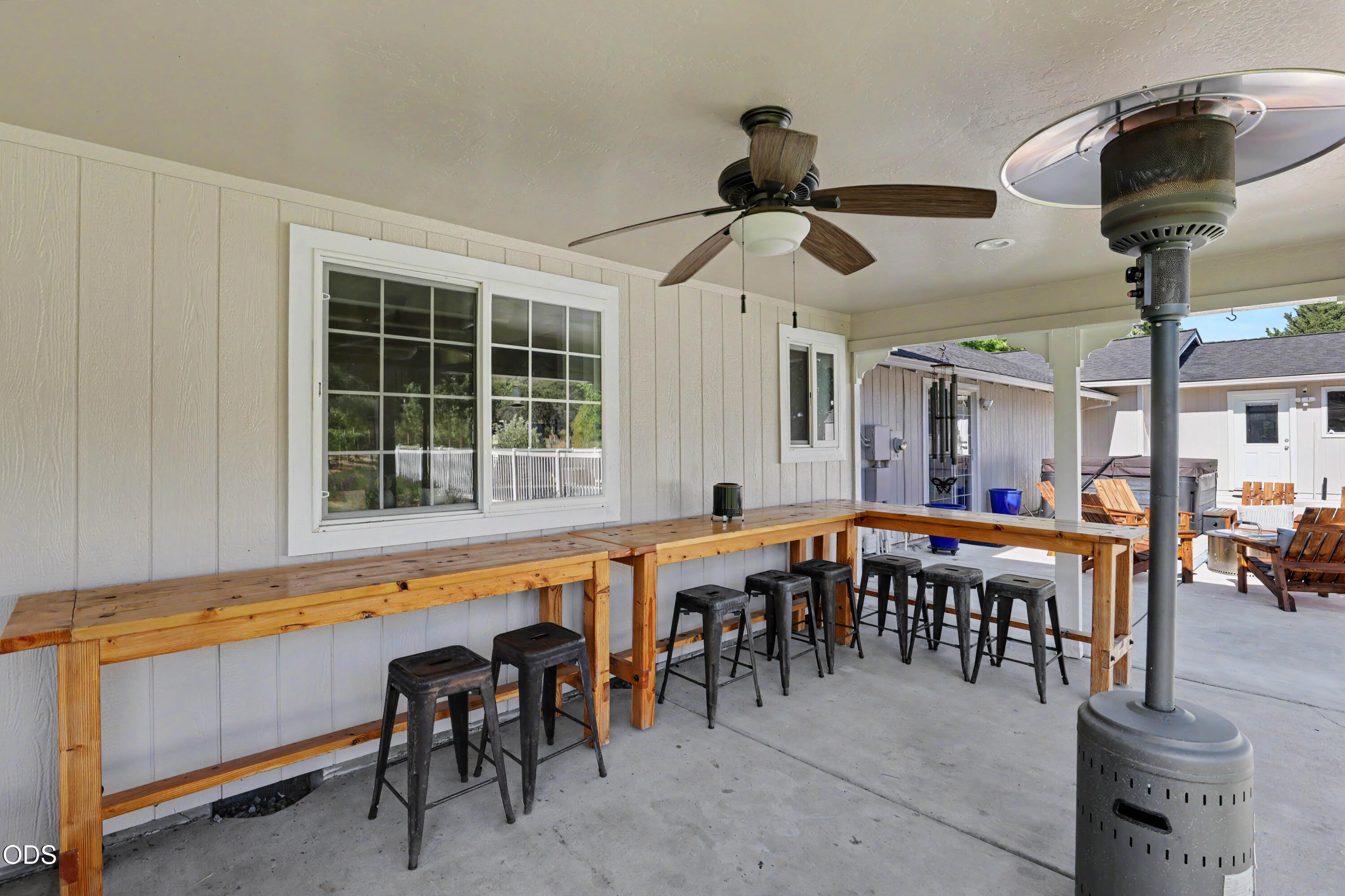 6575 Old Stage Road Central Point, OR 97502 - Photo 40 of 58