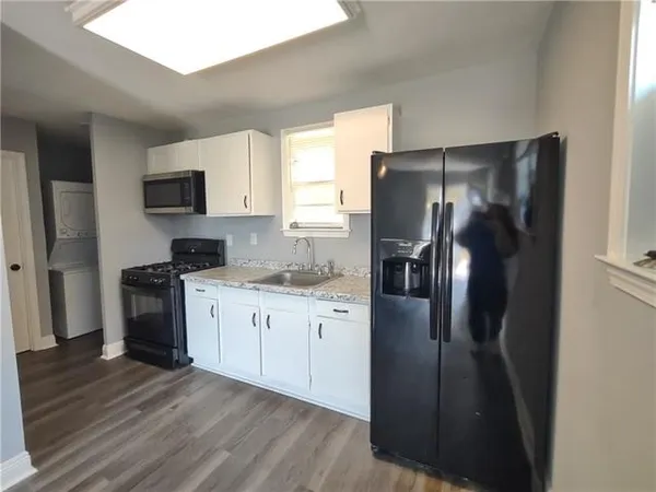 $1,050 | 118 Yorke Street, Unit D, Belle Chasse, LA 70037