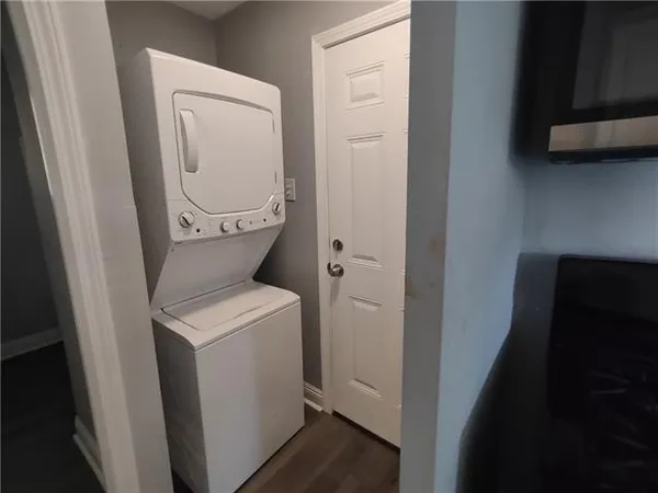 $1,050 | 118 Yorke Street, Unit D, Belle Chasse, LA 70037