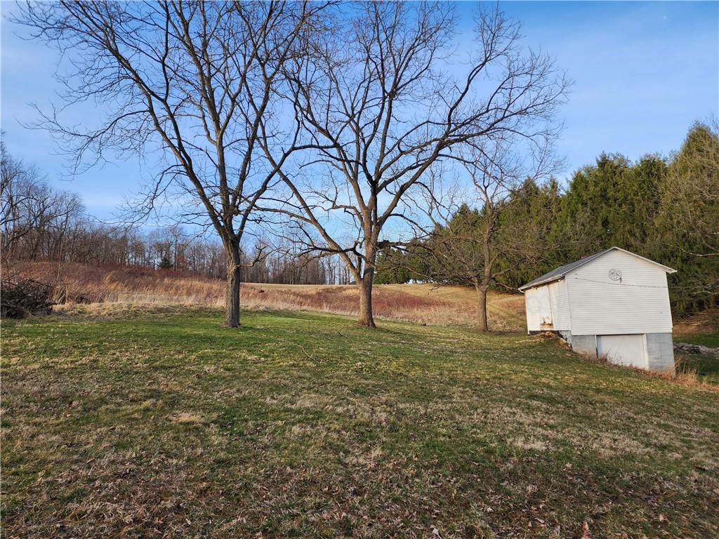 173 Cumer Road McDonald, PA 15057 - Photo 3 of 28 Gallery Image 3