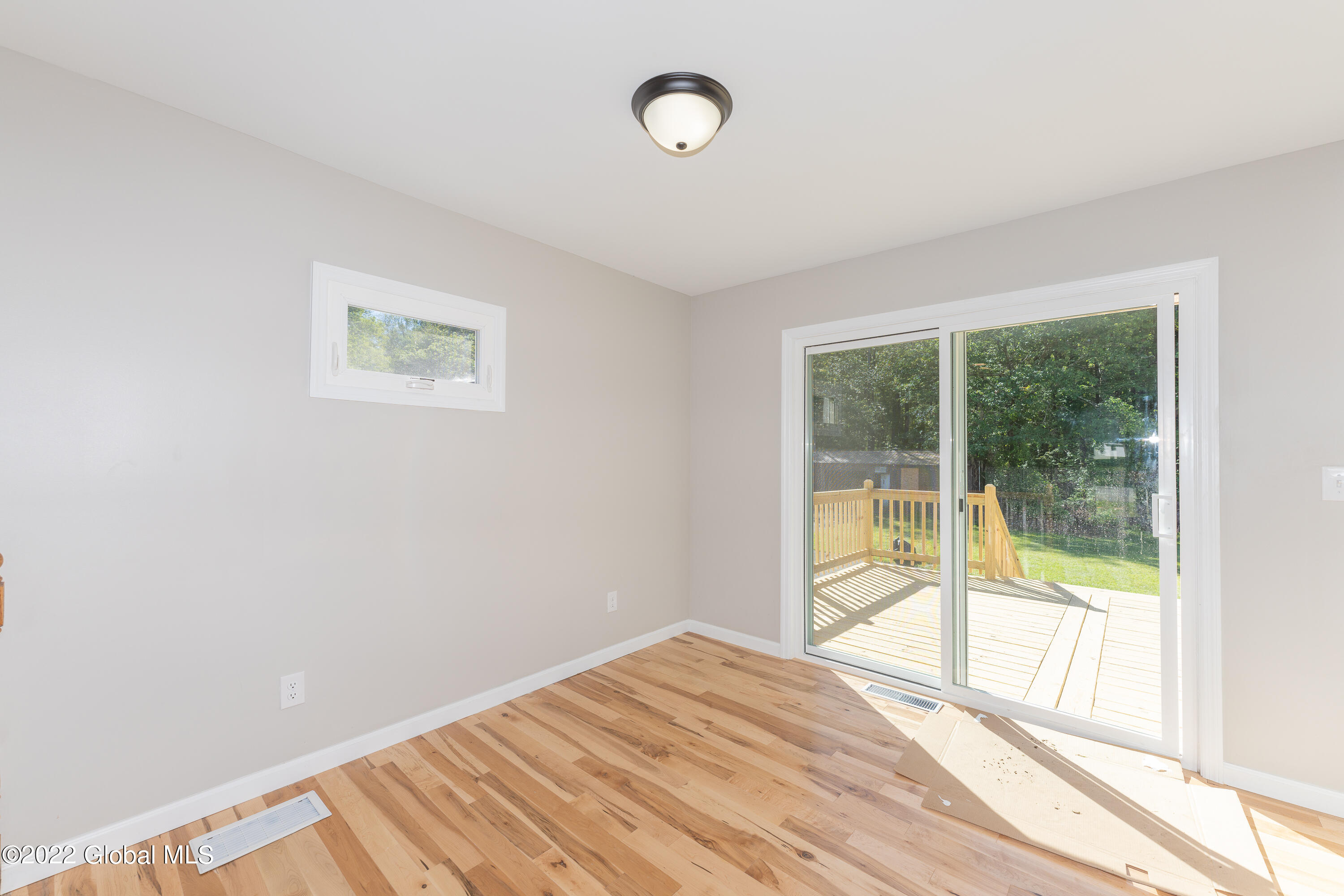 334 Reynolds Road Moreau, NY 12828 - Photo 10 of 44 2 Dining 1