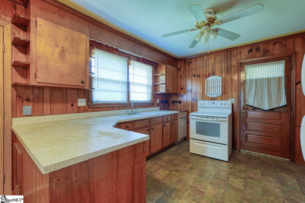 39 Southside Circle Piedmont, SC 29673 - Photo 5 of 24