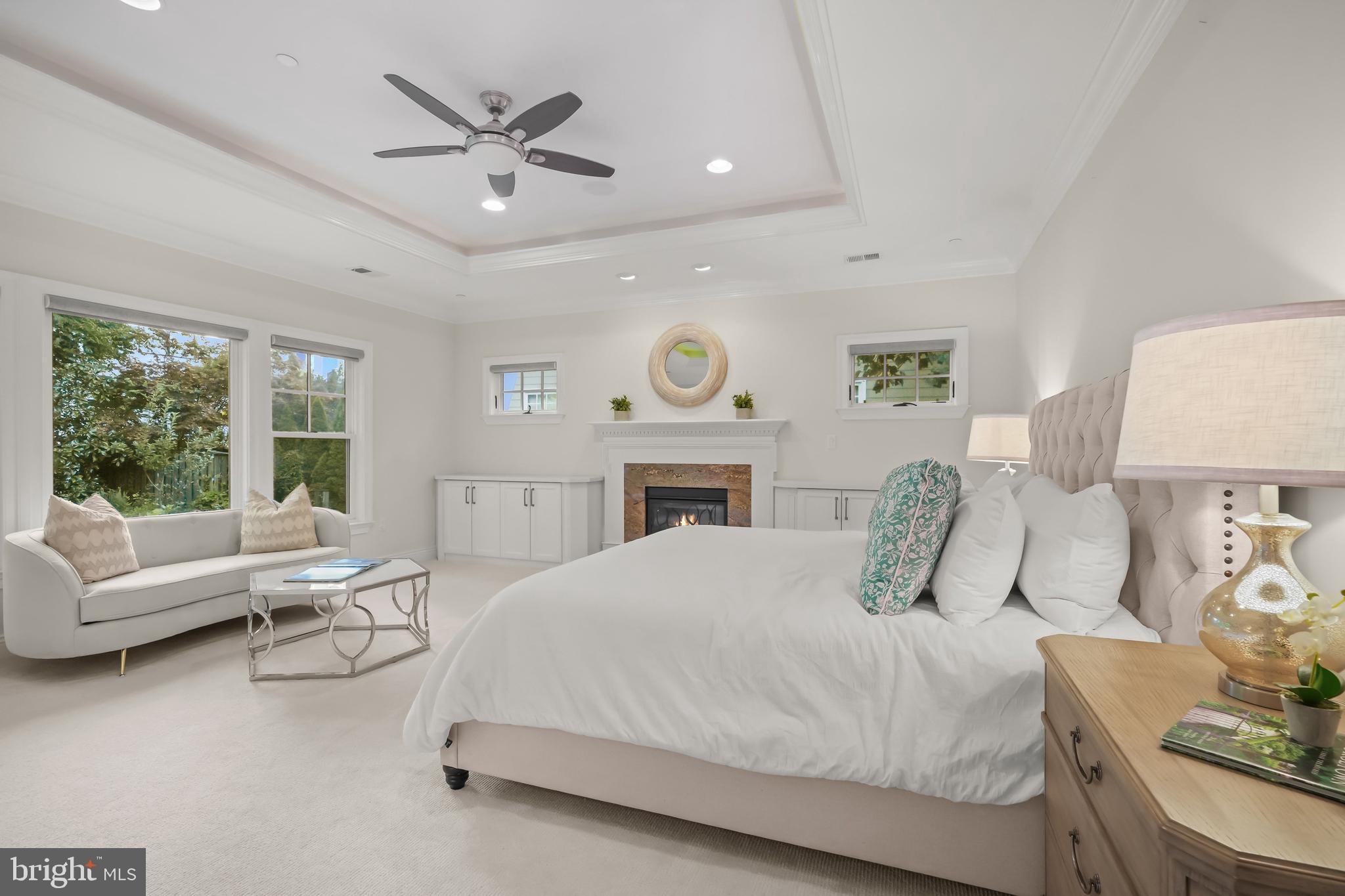 6314 Walhonding Road Bethesda, MD 20816 - Photo 15 of 46 Upper Level - Primary Bedroom